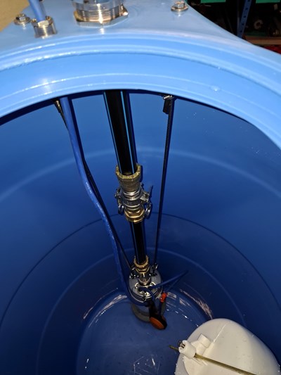 Groupe de surpression avec pompe immergée